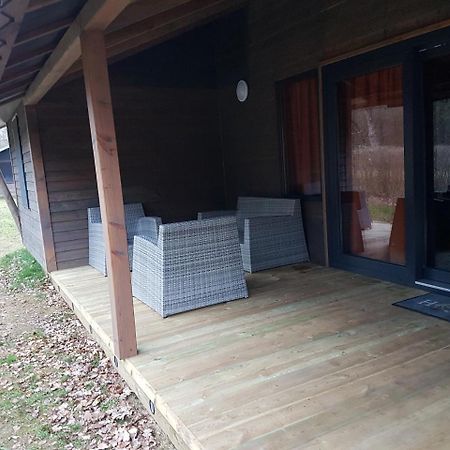 Vakantiepark De Bronzen Eik Sellingen Exterior foto