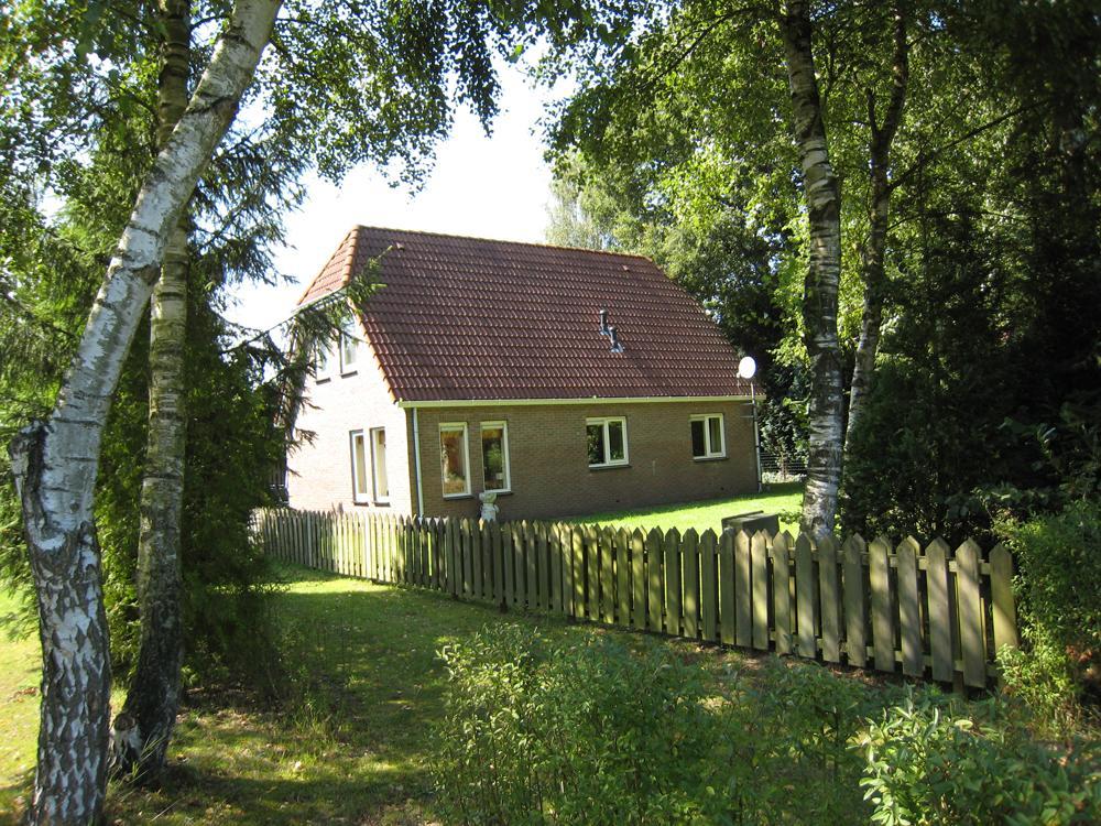 Vakantiepark De Bronzen Eik Sellingen Exterior foto